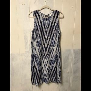 Tie dyed cool summer shift size xtra large! Blue